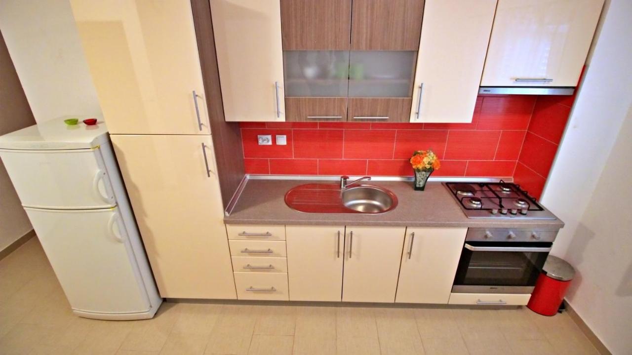 Apartments Iko Omiš Eksteriør billede
